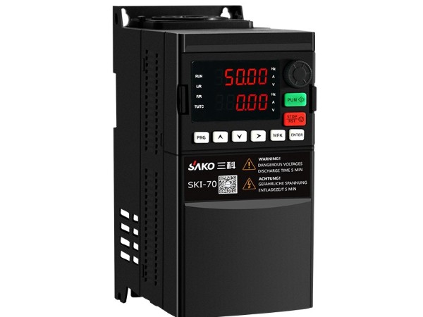 輕載矢量變頻器SKI700