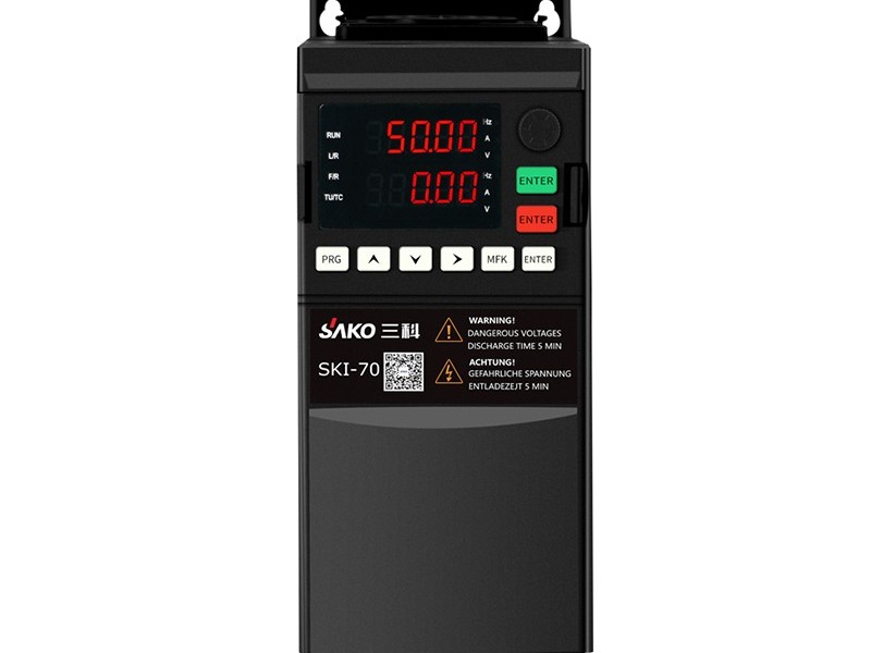 輕載矢量變頻器SKI700